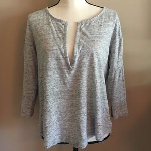 Athleta breezy v-neck top